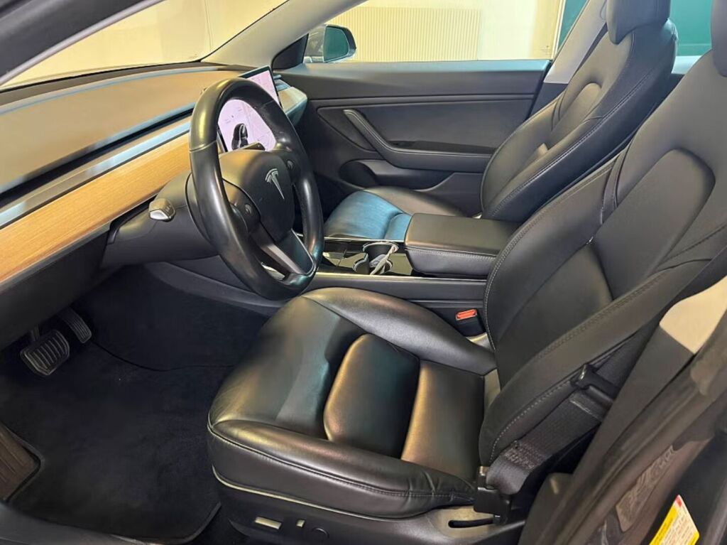 Tesla Model 3 2019 