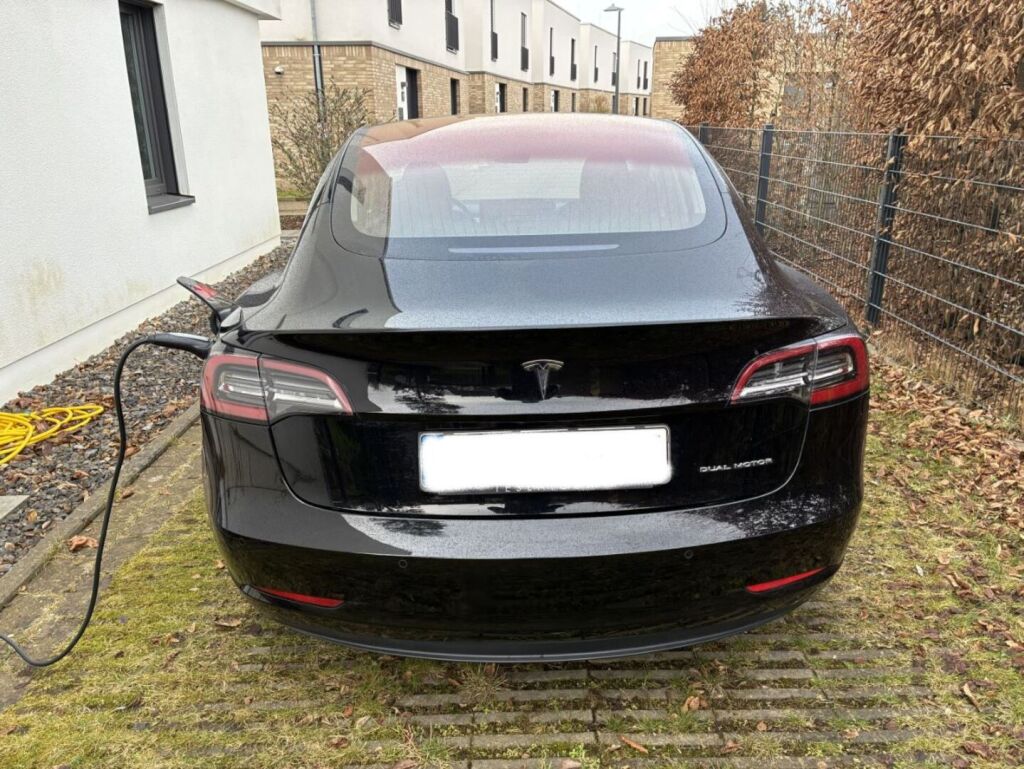Tesla Model 3 2019 