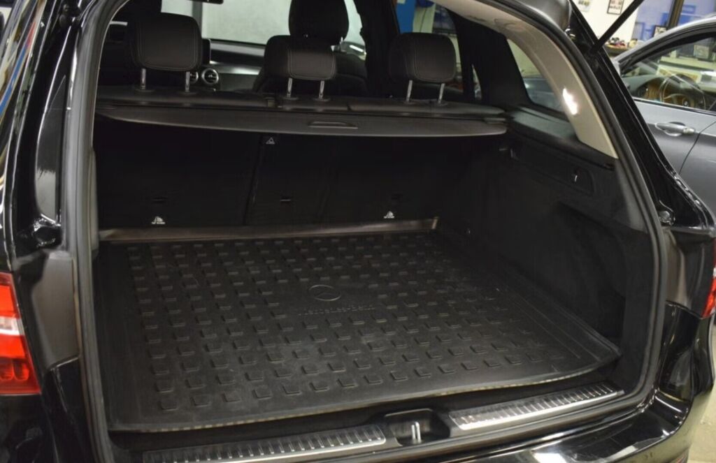 Mercedes-Benz GLC 2017 Musta