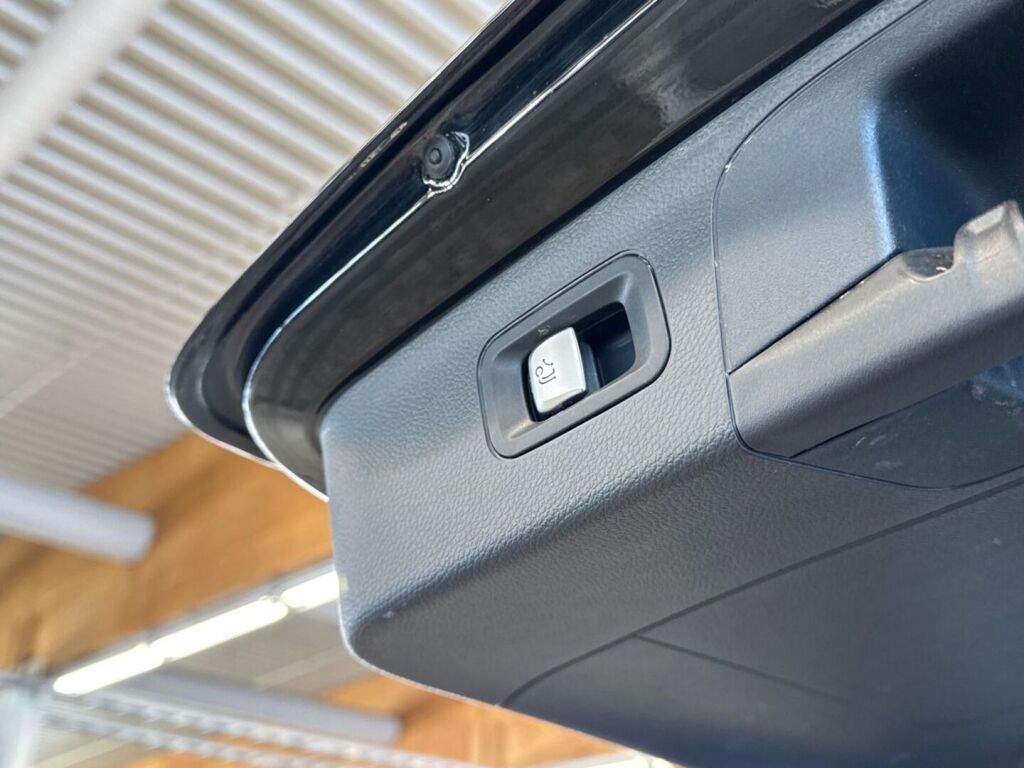 Mercedes-Benz GLC 2017 Musta