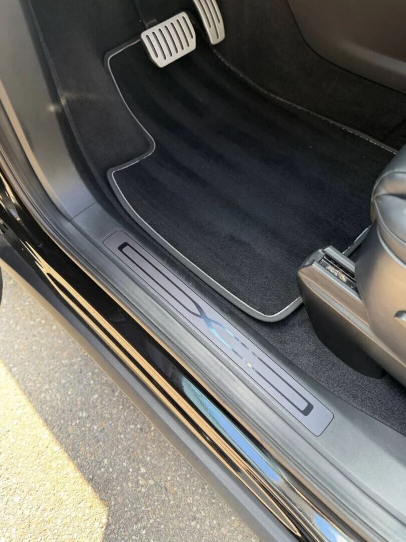 Tesla Model X 2020 