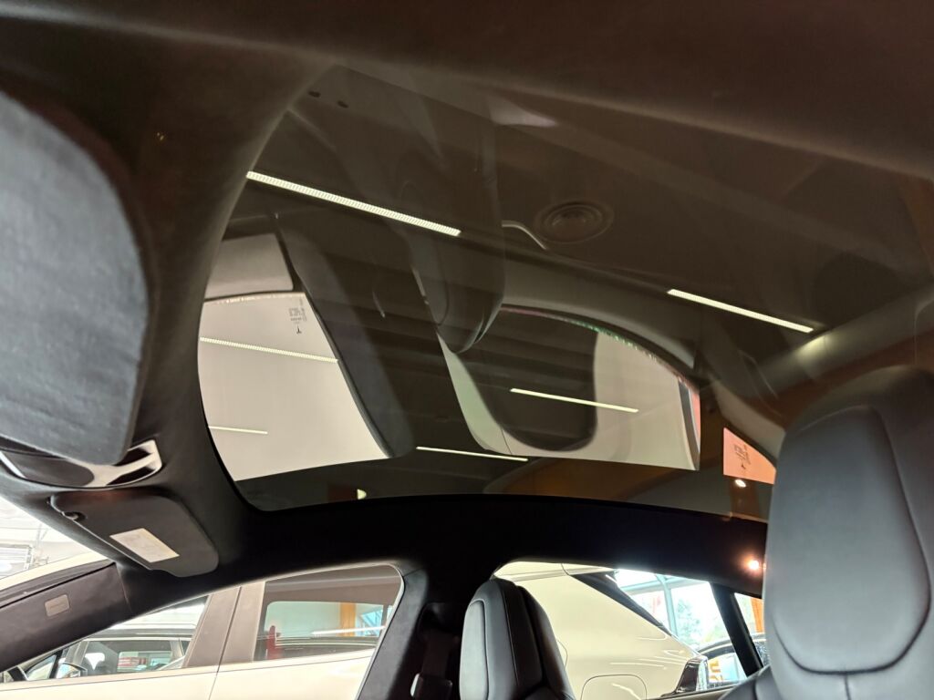Tesla Model S 2019 