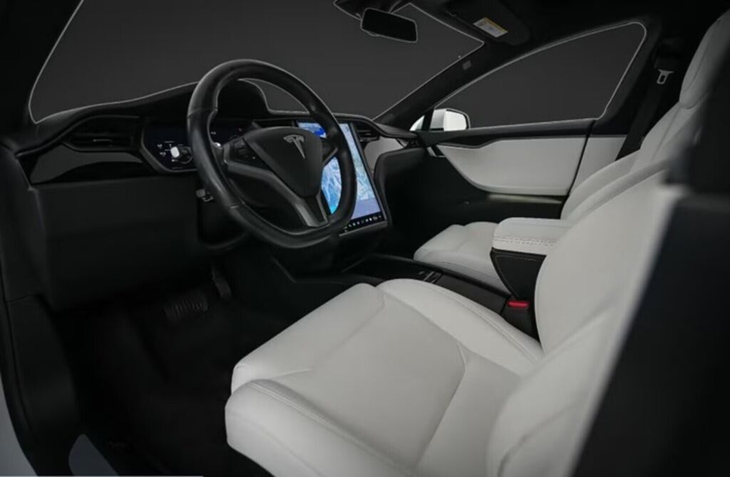 Tesla Model S 2019 