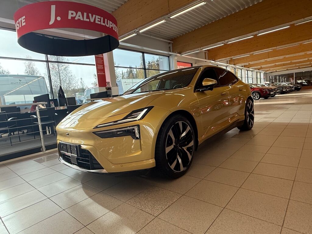 Polestar 4 2025 