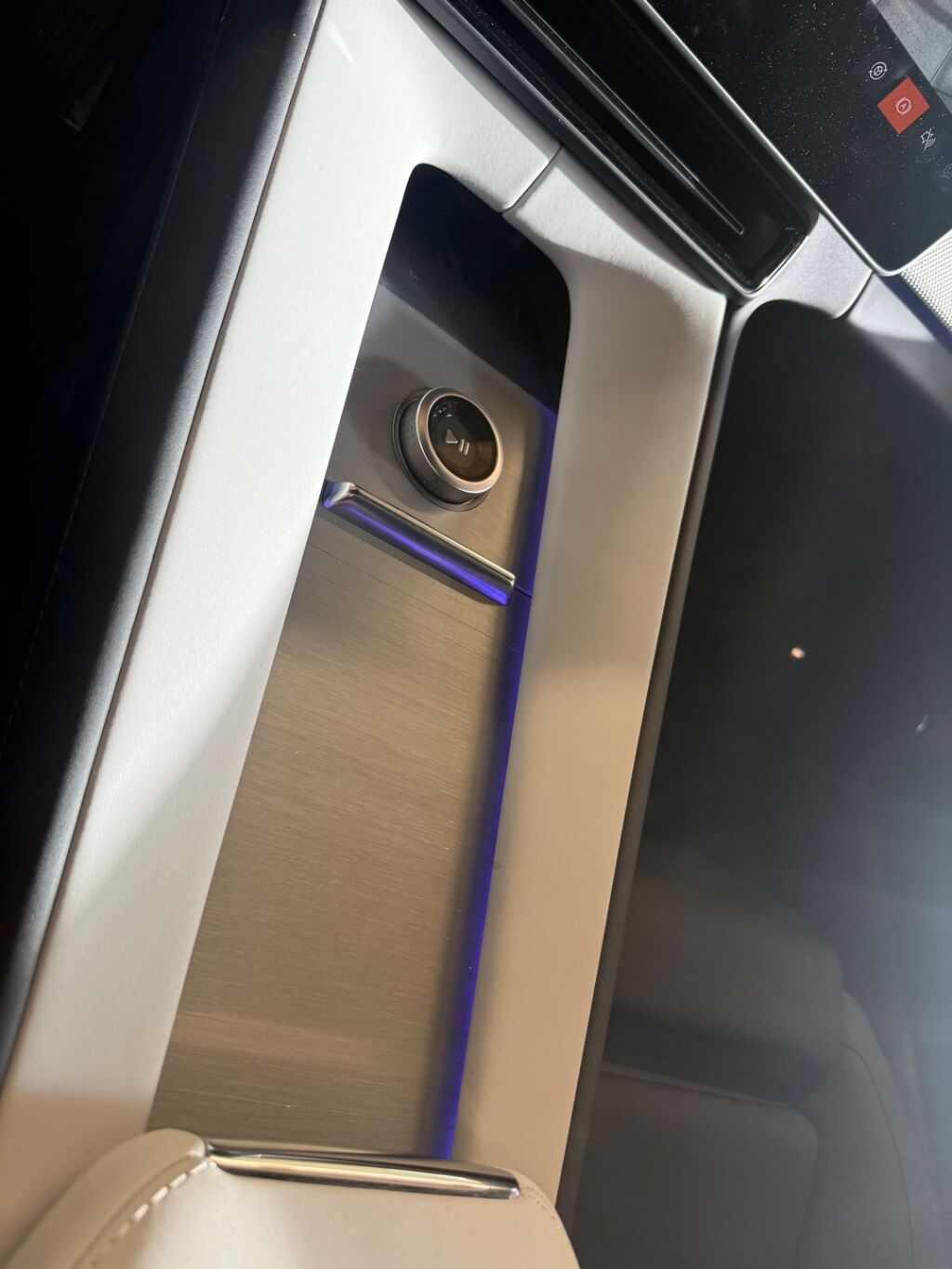 Polestar 4 2025 