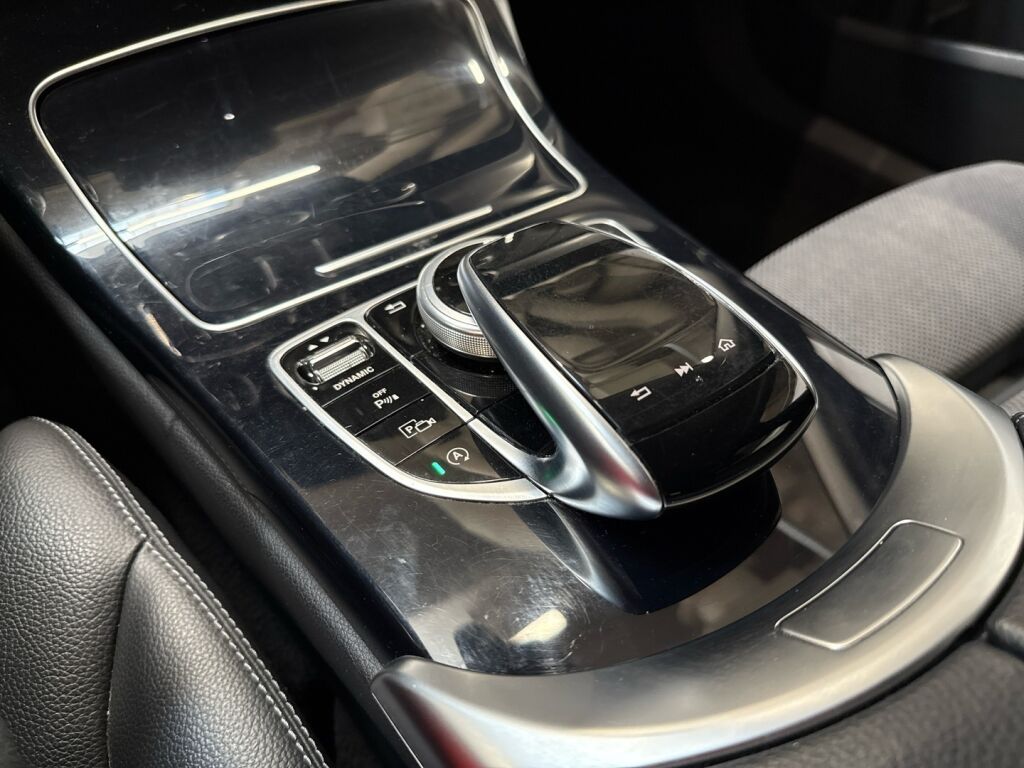 Mercedes-Benz C 2019 1