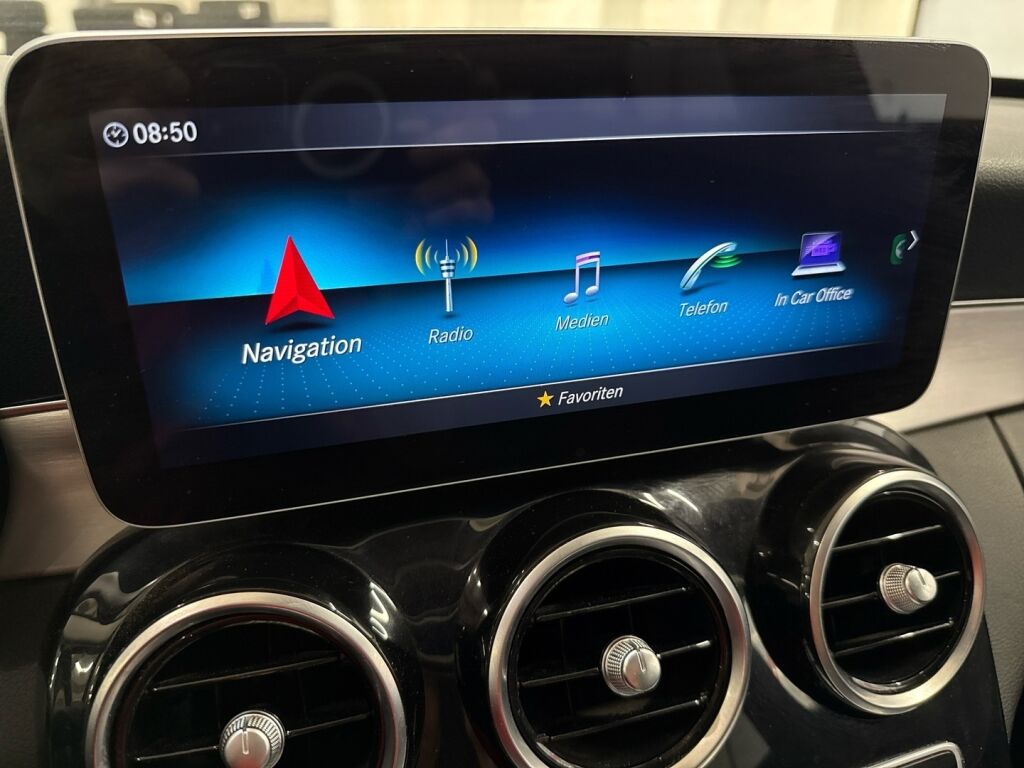 Mercedes-Benz C 2019 1