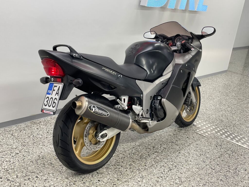 Honda CBR 2004 
