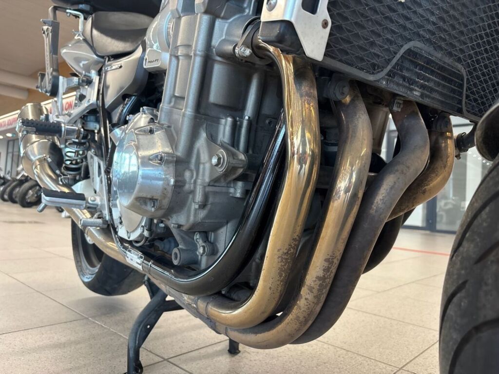 Honda CB 2004 