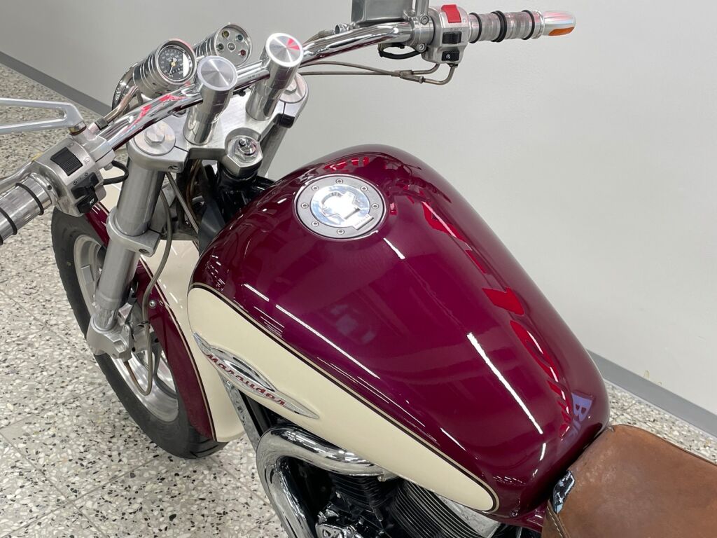 Suzuki VZ 1998 EH V 357