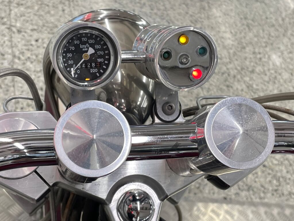 Suzuki VZ 1998 EH V 357