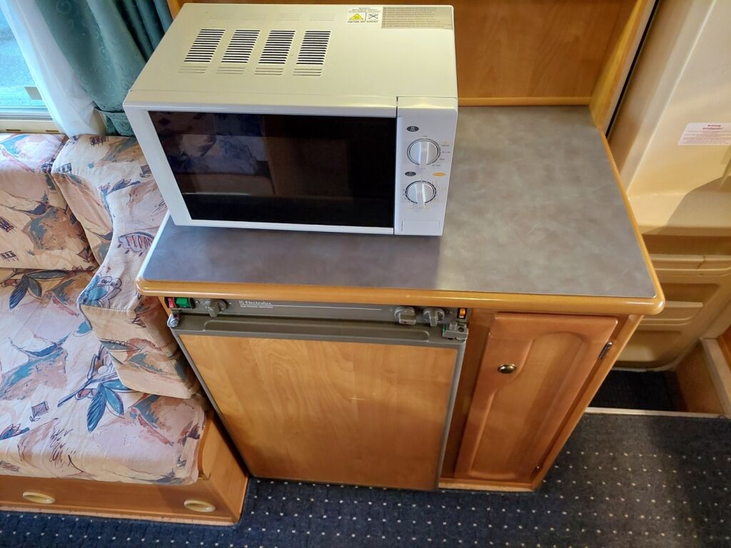 Eura mobil INTEGRA 606LSS 1998 Valkoinen