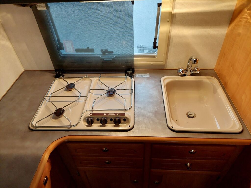 Eura mobil INTEGRA 606LSS 1998 Valkoinen