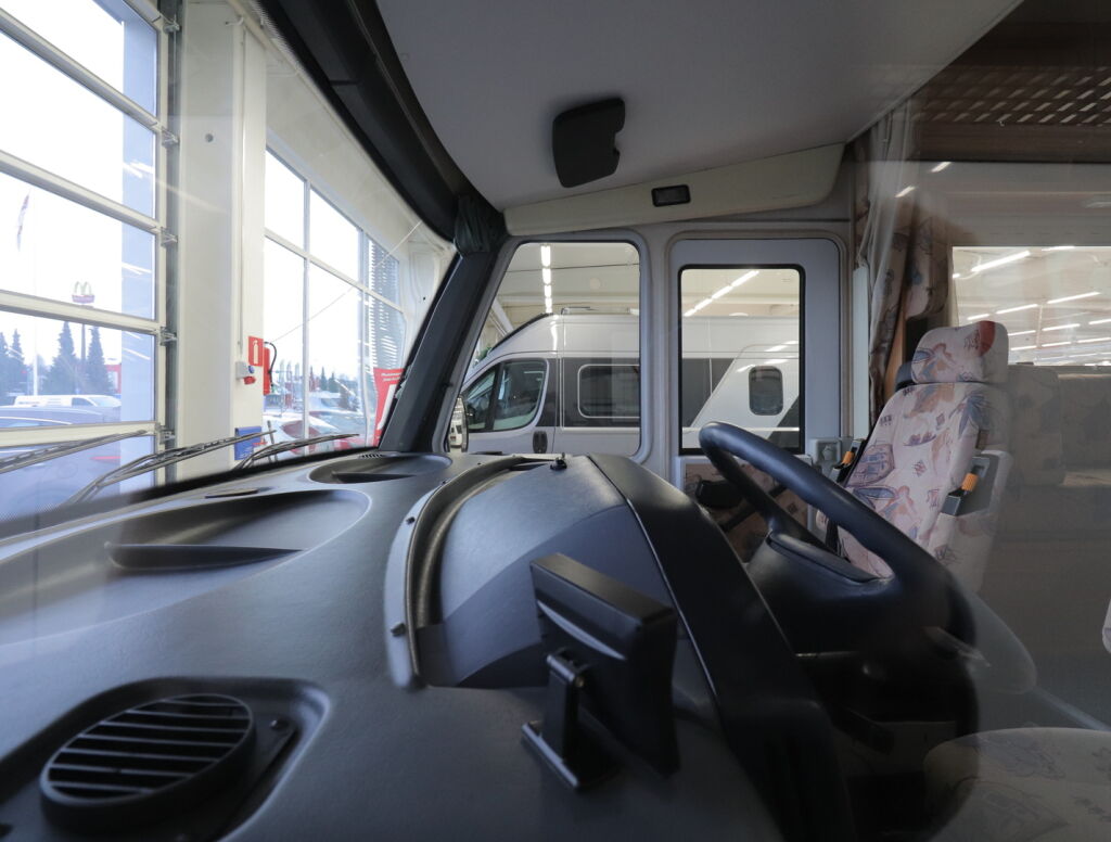 Eura mobil INTEGRA 606LSS 1998 Valkoinen