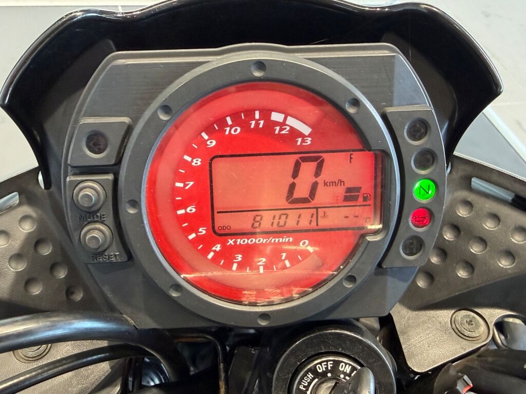 Kawasaki Z 2005 JL V 180