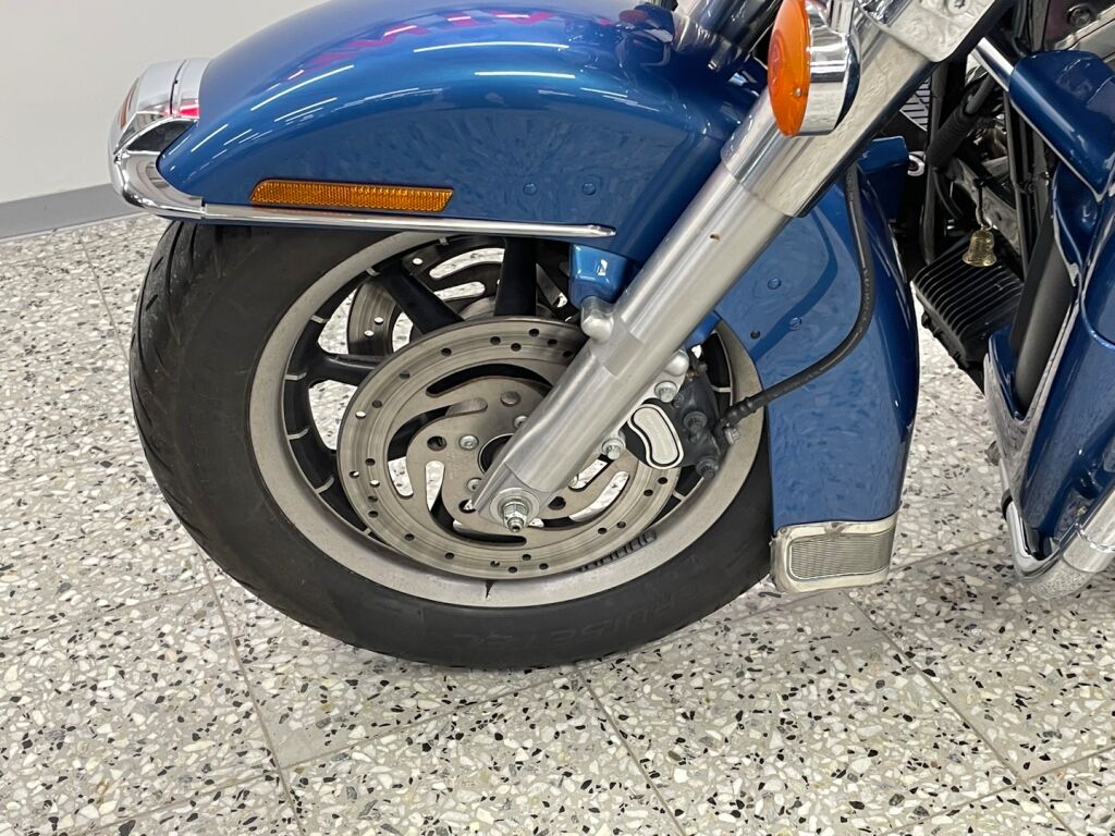Harley-davidson TOURING 2005 Sininen