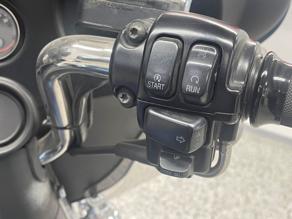 Harley-davidson TOURING 2005 Sininen