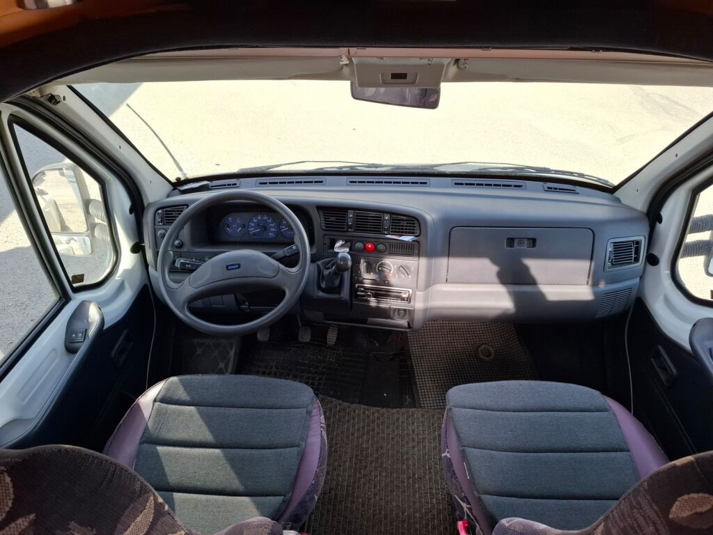 LMC 6600 TI 2002 Valkoinen