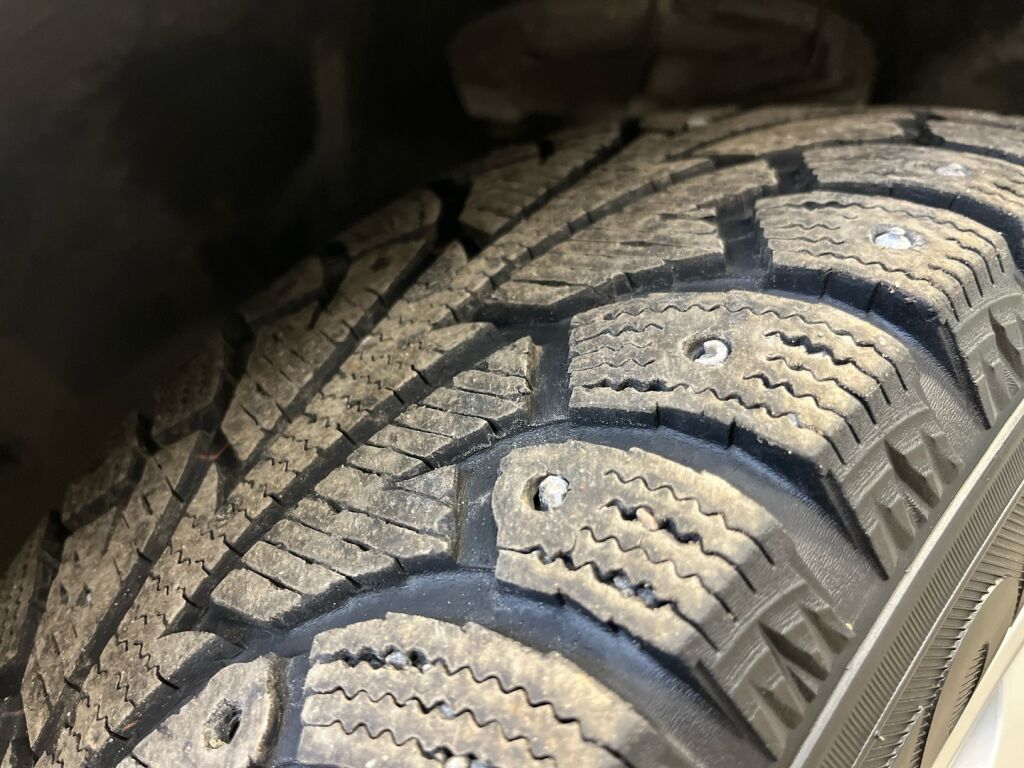 Mercedes-Benz C 2002 Harmaa