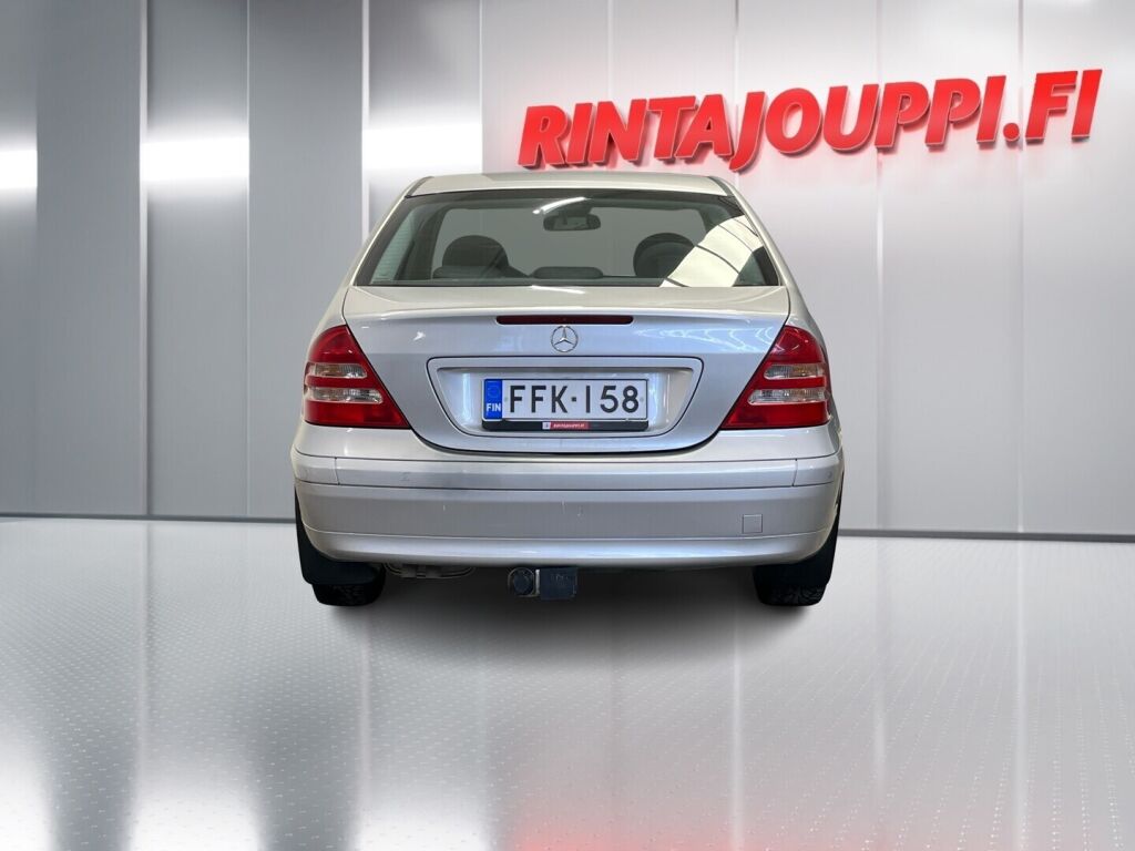 Mercedes-Benz C 2002 Harmaa