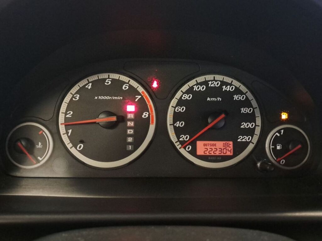 Honda CR-V 2002 Punainen