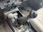 Nissan NP300 2003 Punainen