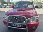 Nissan NP300 2003 Punainen
