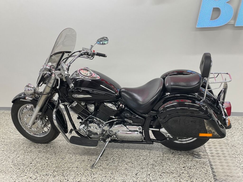 Yamaha XVS 2005 Musta