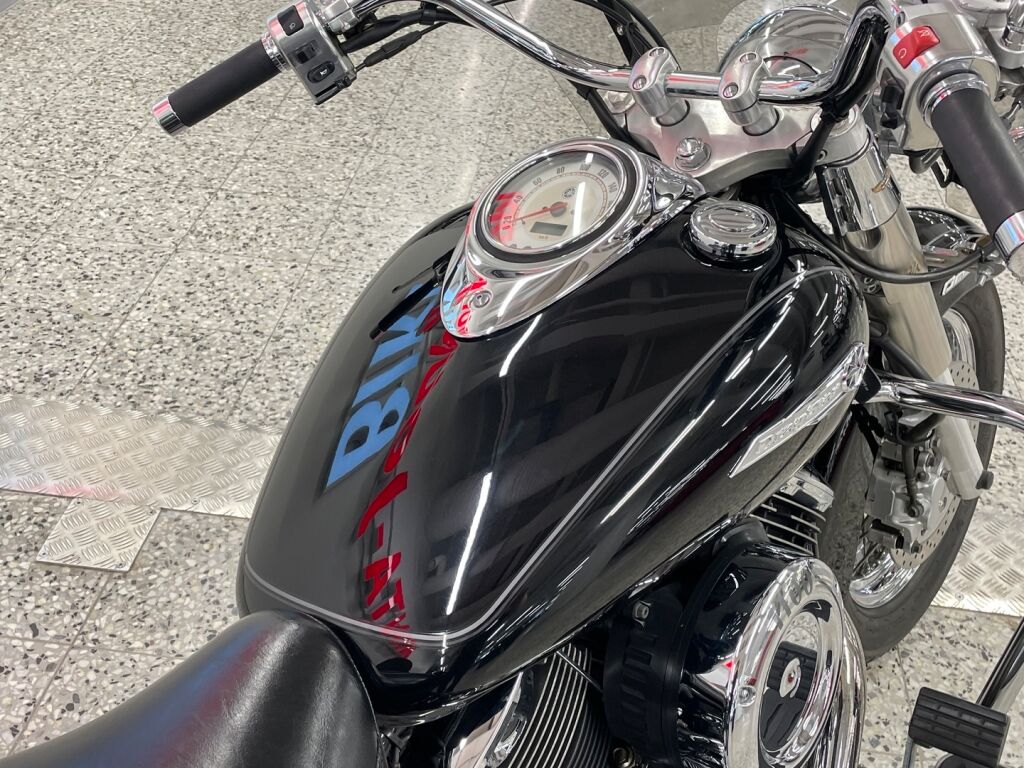 Yamaha XVS 2005 Musta