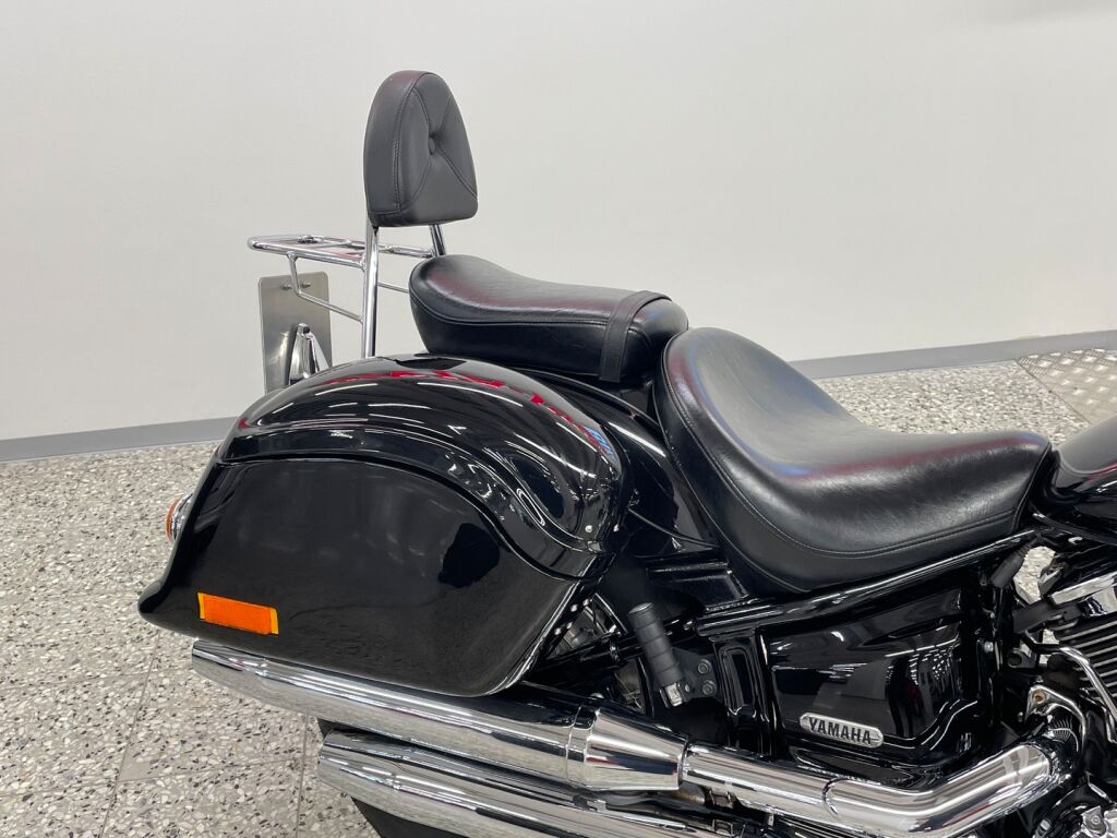 Yamaha XVS 2005 Musta