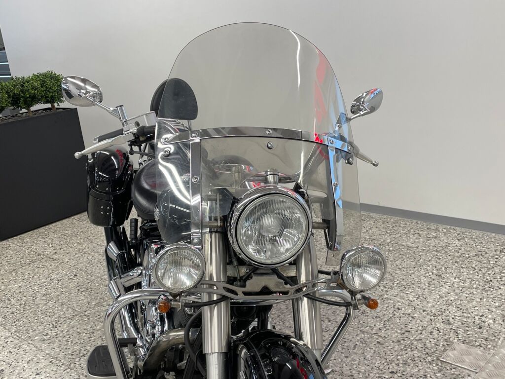 Yamaha XVS 2005 Musta