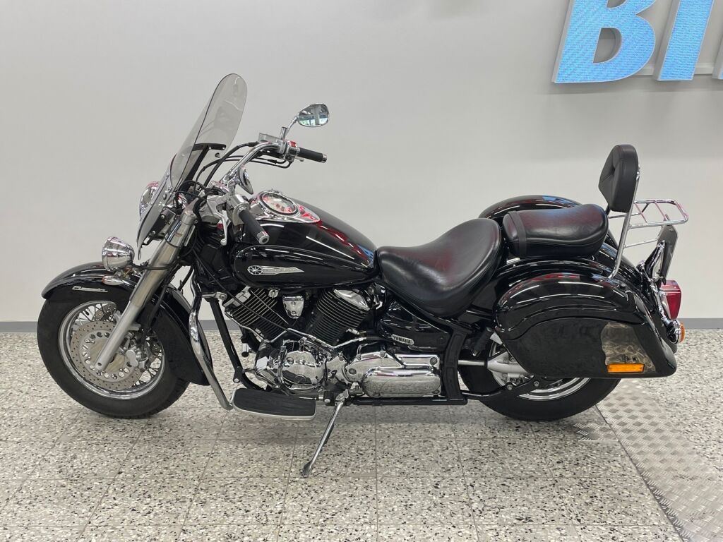 Yamaha XVS 2005 Musta