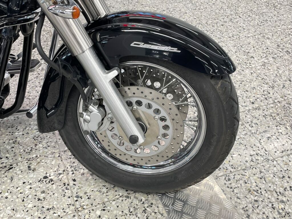 Yamaha XVS 2005 Musta