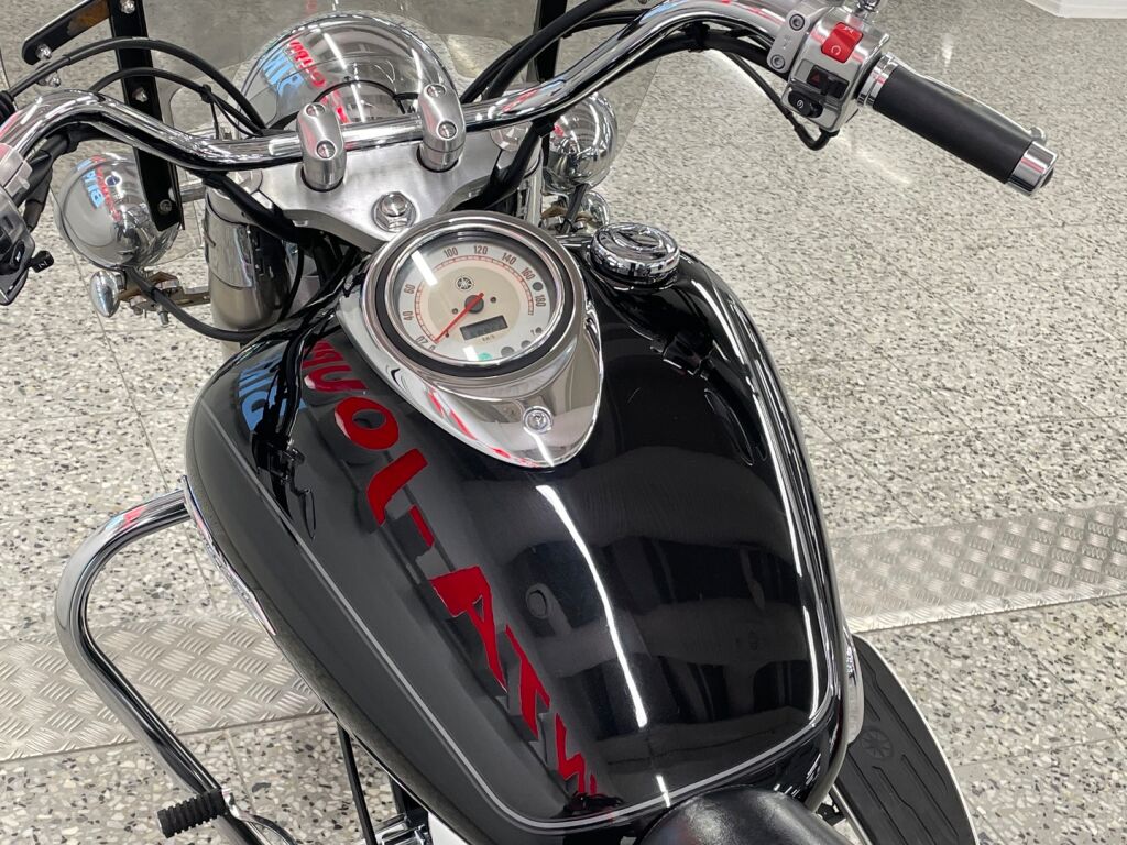Yamaha XVS 2005 Musta