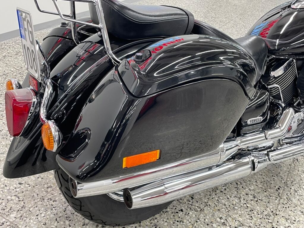 Yamaha XVS 2005 Musta