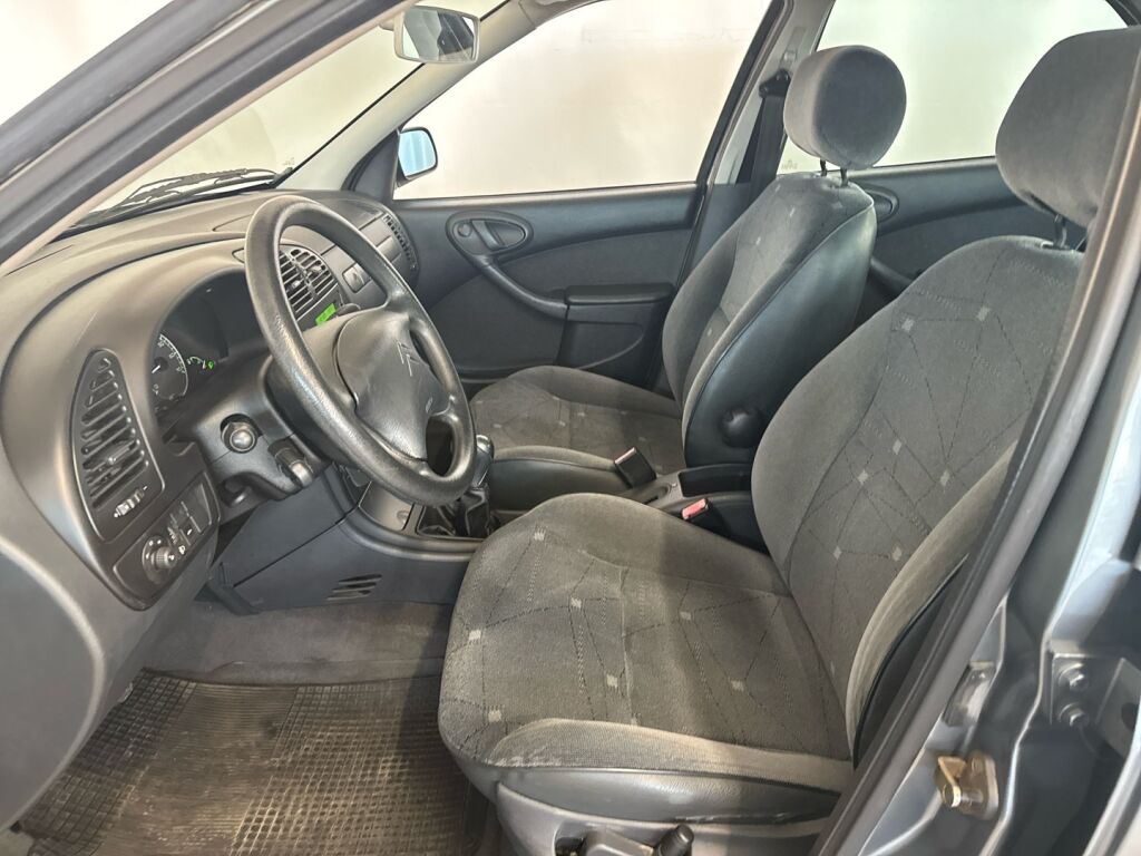 Citroen XSARA 2004 Harmaa