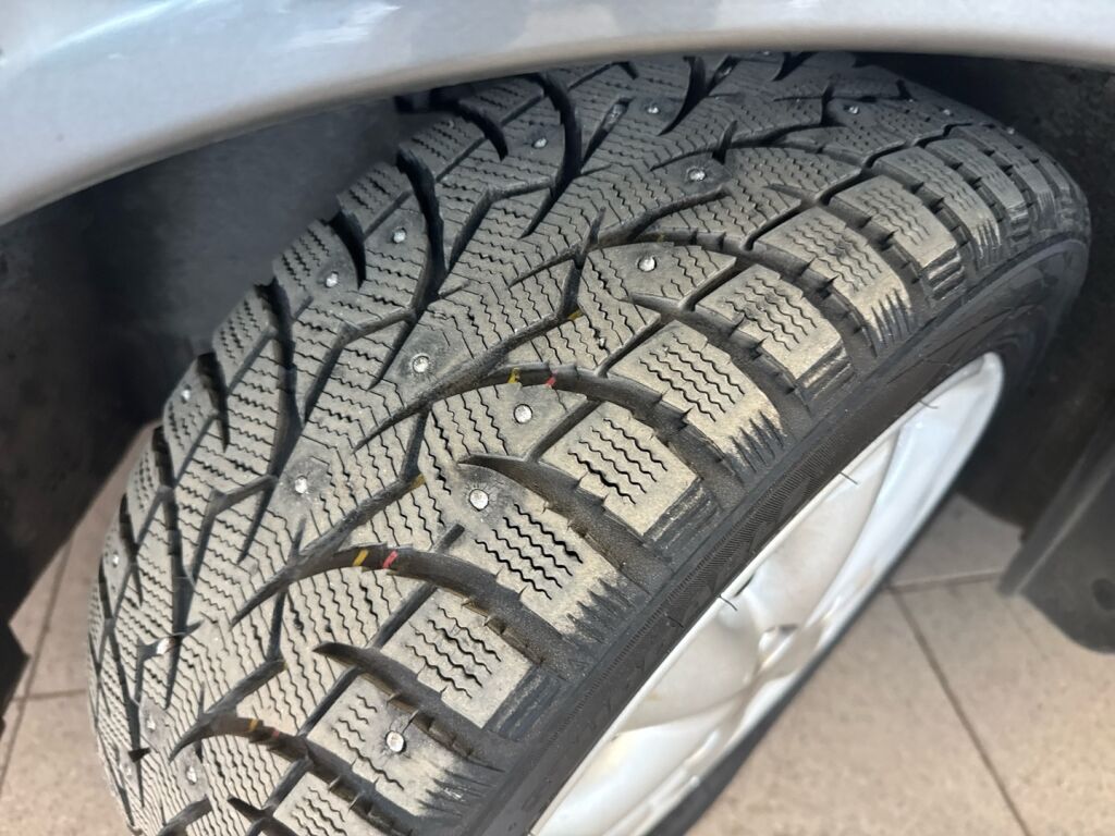 Citroen XSARA 2004 Harmaa