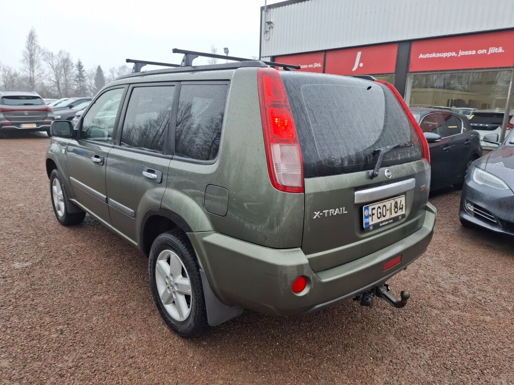 Nissan X-TRAIL 2004 Vihreä