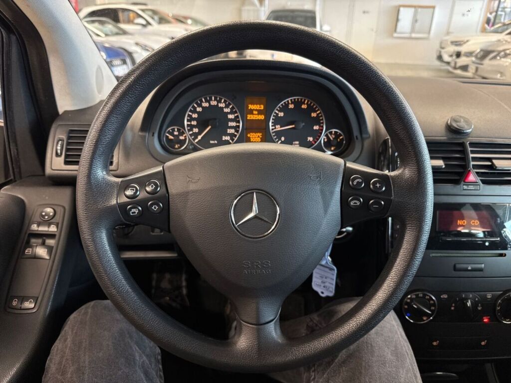 Mercedes-Benz A 2005 Musta