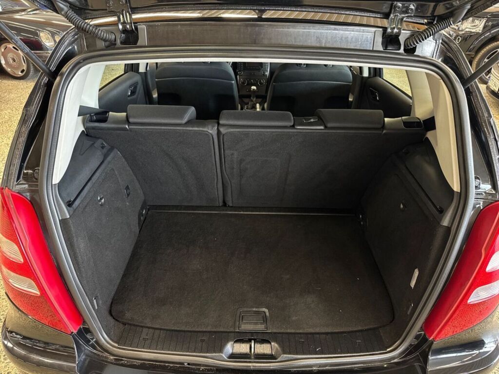 Mercedes-Benz A 2005 Musta