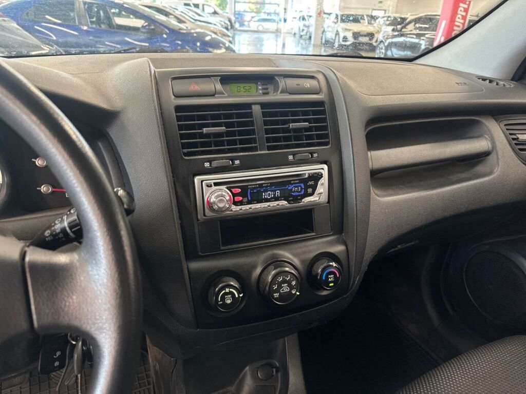 Kia Sportage 2005 Sininen