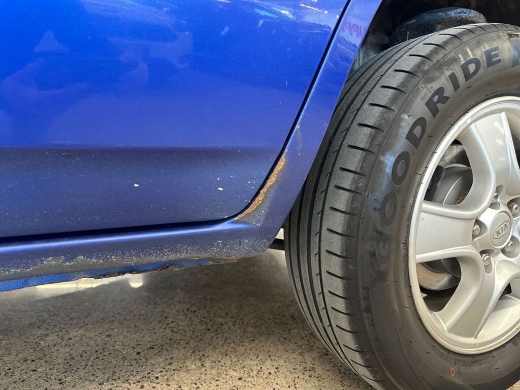 Kia Sportage 2005 Sininen
