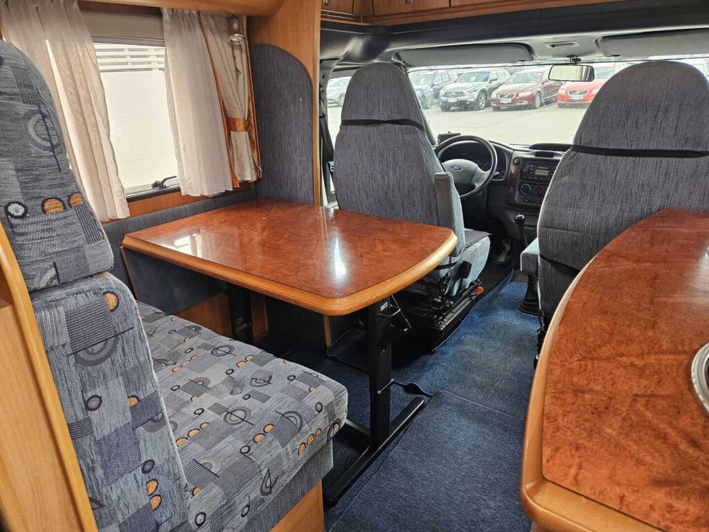 Hobby T550 2006 Valkoinen