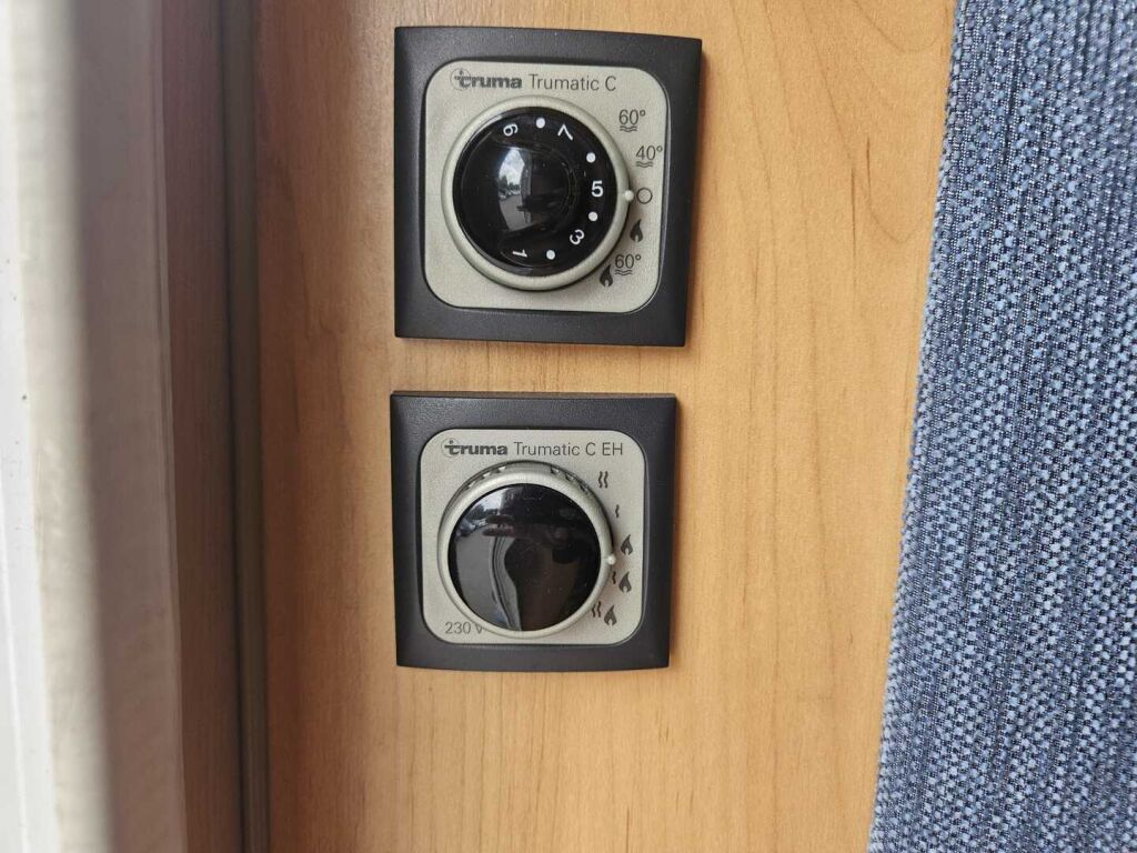 Hobby T550 2006 Valkoinen