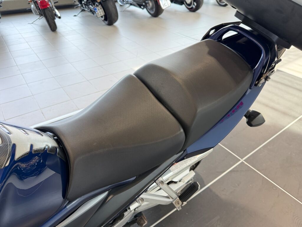 Suzuki GSF 2006 Sininen
