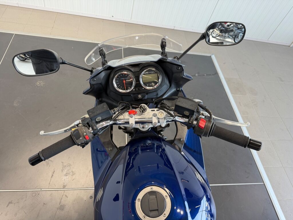 Suzuki GSF 2006 Sininen