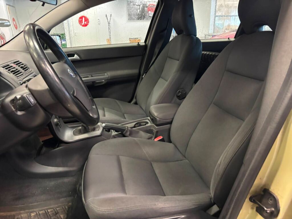 Volvo V50 2005 Vihreä