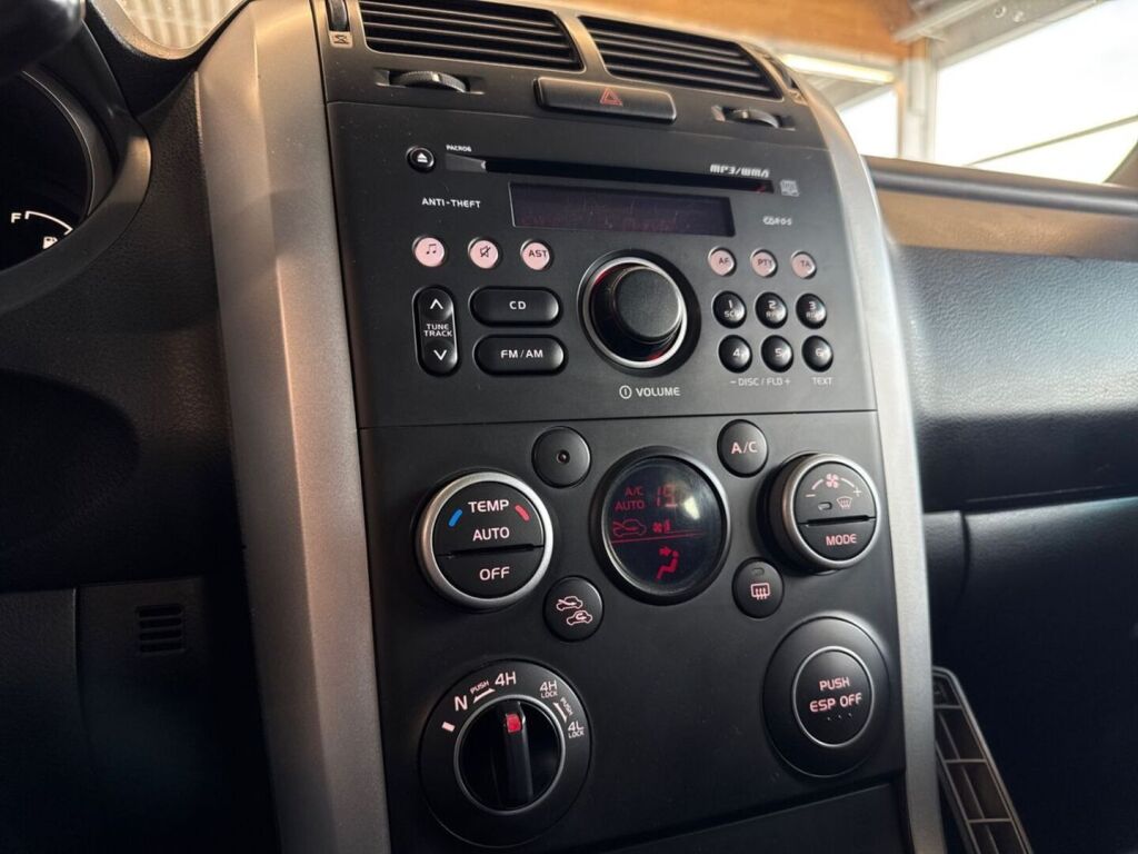 Suzuki Grand Vitara 2010 Harmaa