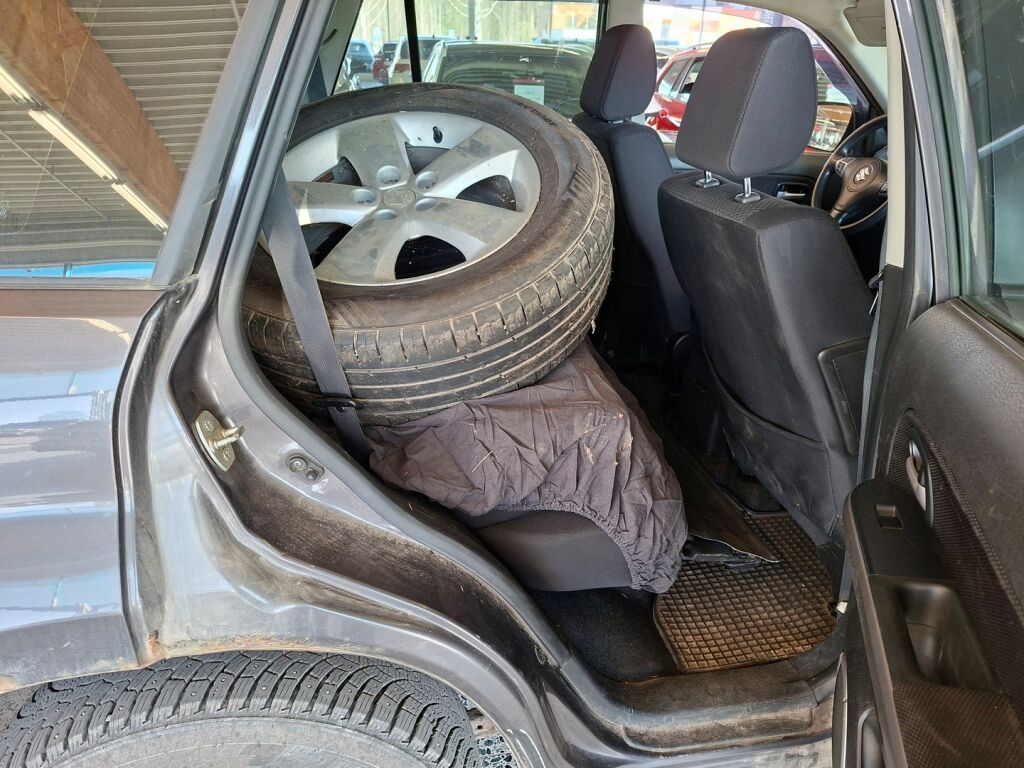 Suzuki Grand Vitara 2010 Harmaa