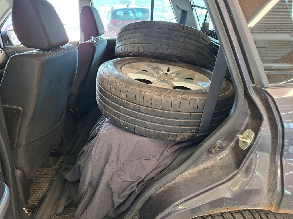 Suzuki Grand Vitara 2010 Harmaa